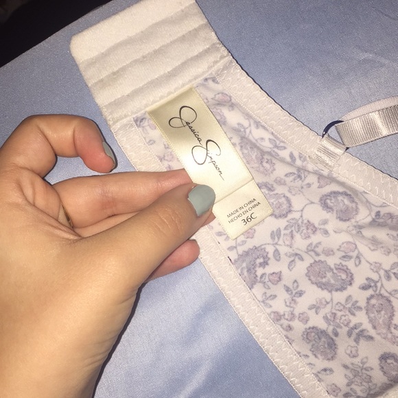 JESSICA SIMPSON Bra - Picture 3 of 7